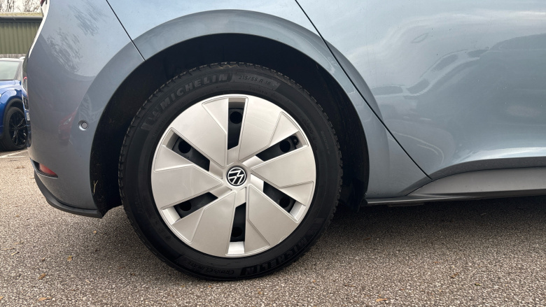 Volkswagen ID.3 107KW Family Pro 58kWh 5dr Auto Electric Hatchback